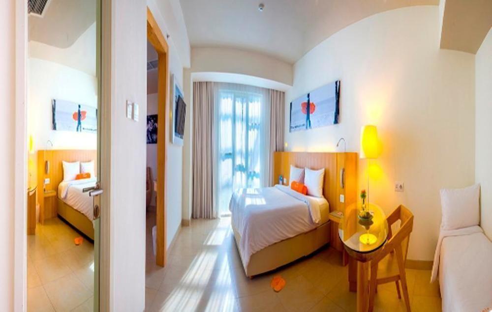 Harris Hotel Raya Kuta  Ngoại thất bức ảnh