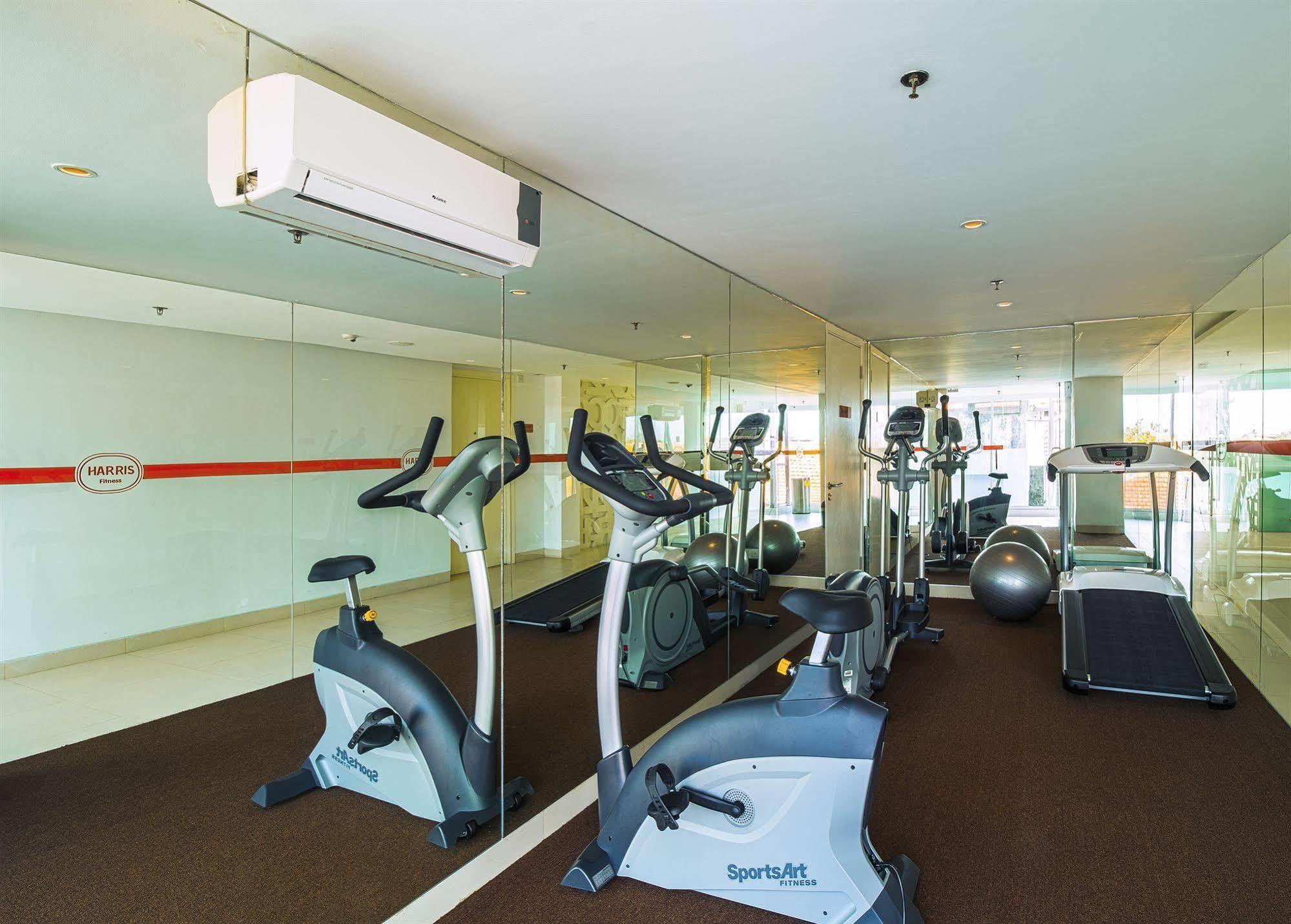 Harris Hotel Raya Kuta  Ngoại thất bức ảnh