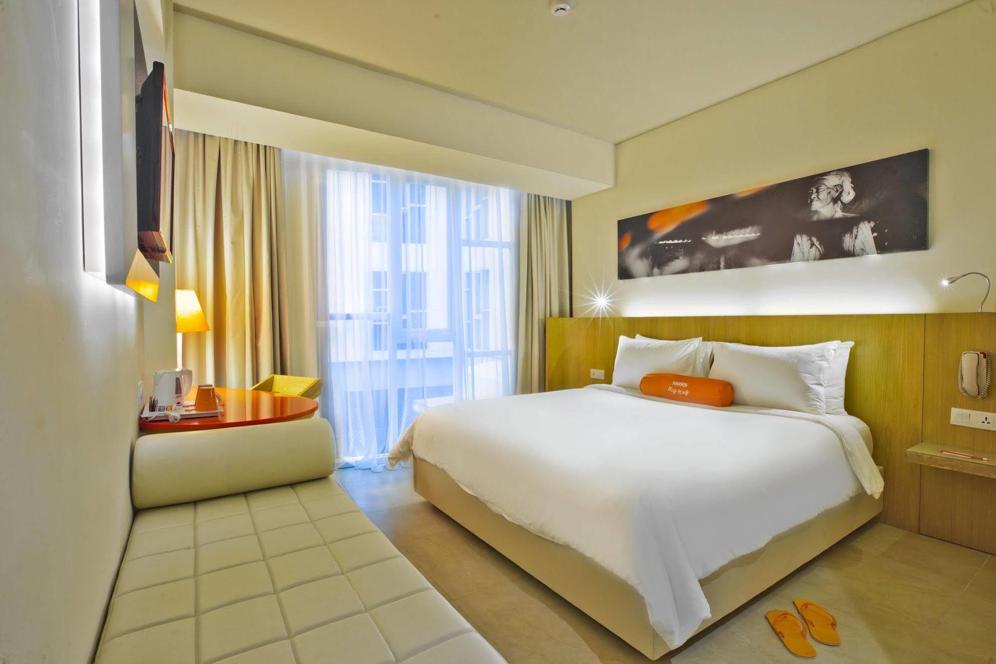 Harris Hotel Raya Kuta  Ngoại thất bức ảnh