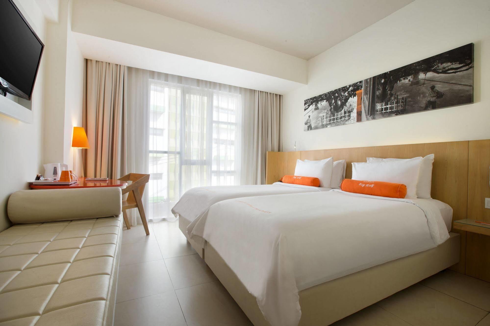Harris Hotel Raya Kuta  Ngoại thất bức ảnh