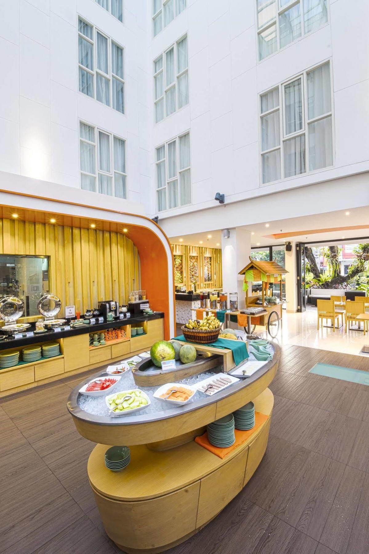 Harris Hotel Raya Kuta  Ngoại thất bức ảnh